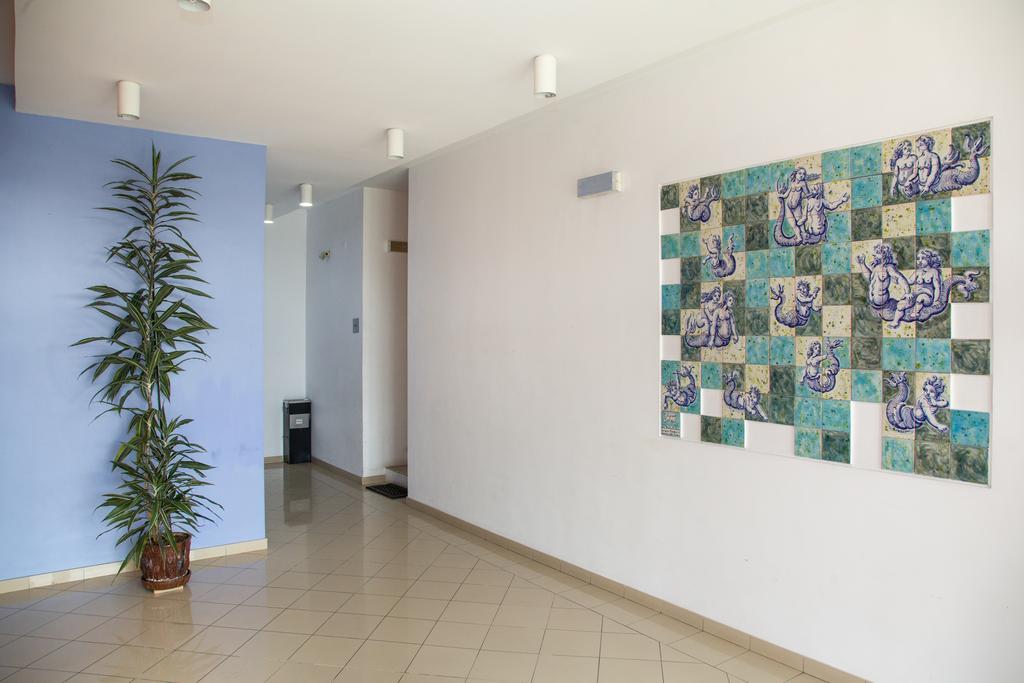 Apartment T3 In Downtown With Sea View Ponta Delgada Rum bild